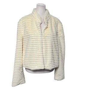 Betsey Johnson Ivory Off White Faux Fur Coat Shrug Size Large NWOT